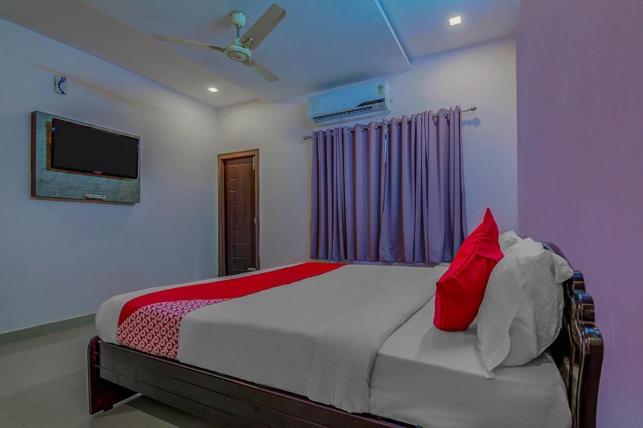 Oyo 8929 Stay Siddhartha Residency Jalaripeta Екстер'єр фото