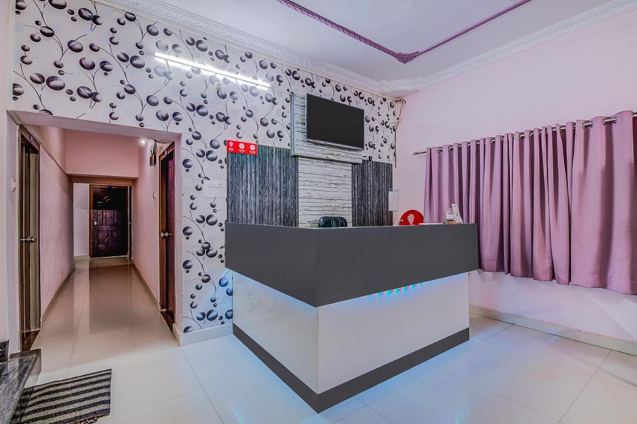 Oyo 8929 Stay Siddhartha Residency Jalaripeta Екстер'єр фото